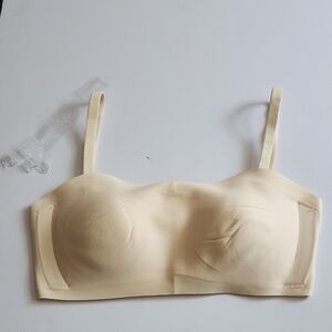Seamless Cream Strapless Bra